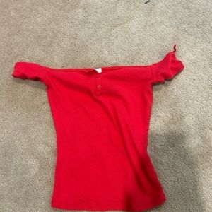 Tight ted off the shoulder Garage top